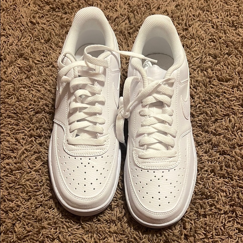Nike White Athletic Shoes size 10